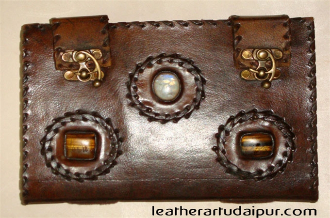 Art Leather Journal : Traditional Leather Notebook